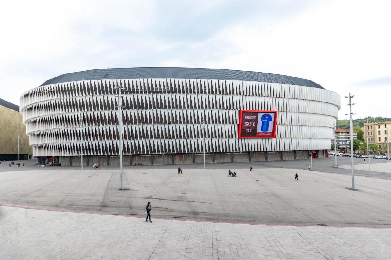 Apartamento Con Vistas Al Estadio San Mames Bilbao Bagian luar foto